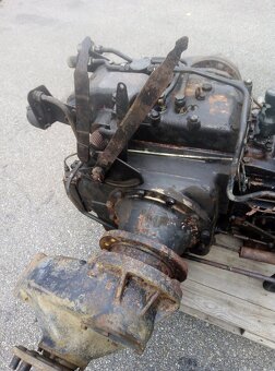 Podvozek Zetor 7745 Převodovka rozvodovka portály - 3