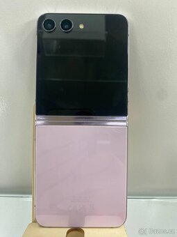 SAMSUNG GALAXY Z FLIP5 - 3