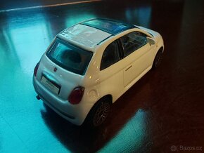 Fiat 500 Burago 1:43 - 3