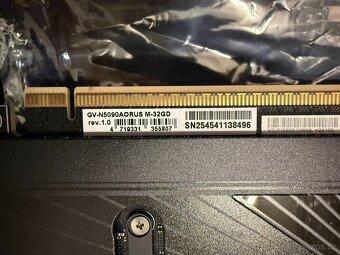 Gigabyte AORUS RTX 5090 MASTER 32GB - 3