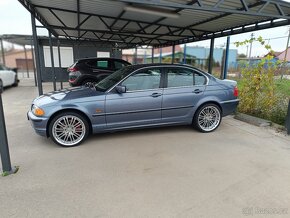 BMW E46 330xi - 3