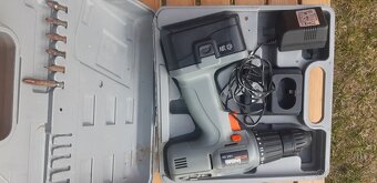 Aku vrtačka 18V - 3