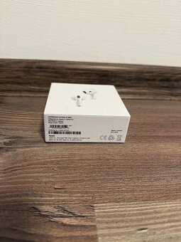 AirPods 4 ANC (potlačování hluku) - 3