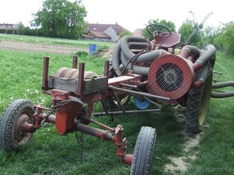 Traktor RS09 - 3