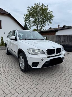 BMW X5 xDrive 30d TOP STAV PO SERVISECH - 3