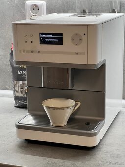 Miele CM6100. - 3