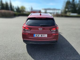Hyundai i30 combi, r.v. 2023, 1.majitel, garážované - 3