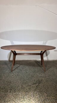 Designový stůl z amerického ořechu - 3