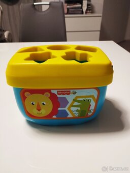 Prodam Prvni vkladacku kyblik - Fisher Price - TOP stav - 3