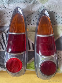 Kryty zadních lamp - světel škoda 1000mb - 3