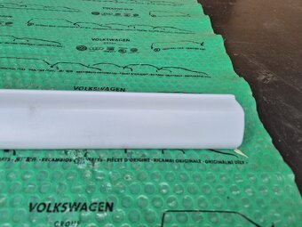 levá přední lišta dveří 53mm VW Golf III 4dvéř. , Vento High - 3