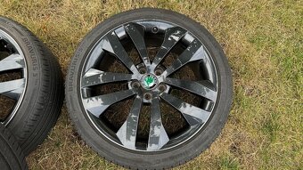Originál letní alu Škoda Fabia 2 RS 205/40/17 - top stav - 3