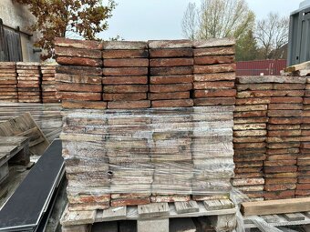 PRODEJ SKLADOVÝCH ZÁSOB - STAVEBNÍ MATERIÁL, PRAHA - 3