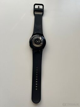 Chytré hodinky Samsung Galaxy Watch4 40mm - černé - 3