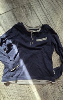 Dvě trika s dlouhým rukávem - 3