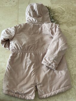 Dívčí zimní bunda H&M velikost 134 - 3