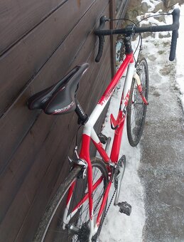 Silniční kolo KTM - 3