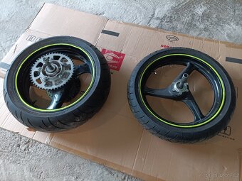 Honda CBR 600 f4 diely - 3