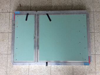 Revizní dvířka pod obklady - 3