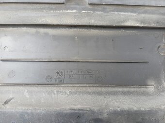Kryt chladiče BMW e36 - 3