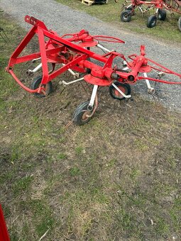 Obraceč sena Fahr - 3