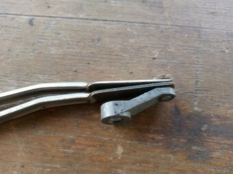 táhla dtěračů uaz 469,ne gaz 69 - 3