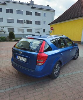 Kia Ceed 1.6i  benzin - 3