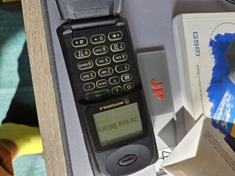 Motorola international 8700 - 3