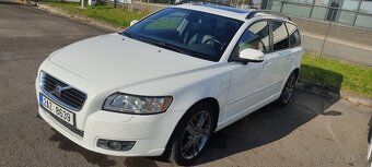 Volvo V50 2.0D 100kw automat - 3