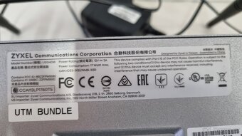 Router Zyxel - 3