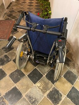 Elektrický vozík s ovládáním pro doprovod - 3