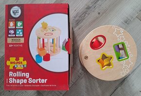 Bigjigs Motorická vhazovací hračka Válec s tvary - 12m+ - 3