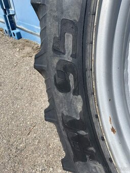 Pneumatika s diskem Taurus RC95 300/95R46 - 3
