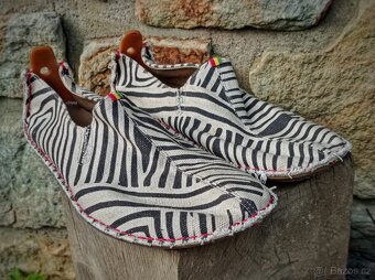 Vivobarefoot 42 - 3