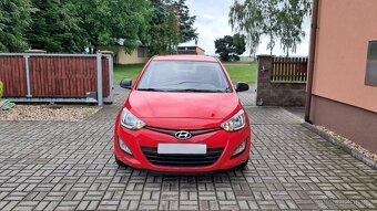 Hyundai i20, 1.2i / najeto 41 000 km 1.Majitel - 3