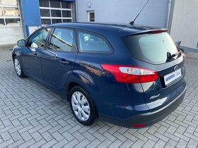 Prodám Ford Focus kombi, r.v. 2014, benzín, 92kw - 3