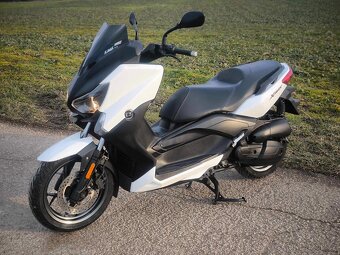 Yamaha x-max 125cm r.v 2017 - 3