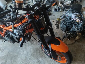 KTM 1290 Super Duke R 2022 - 3