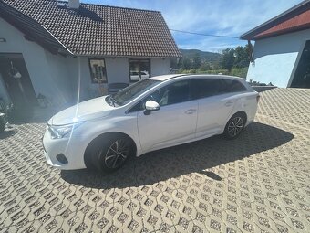 Prodám TOYOTA AVENSIS - 3