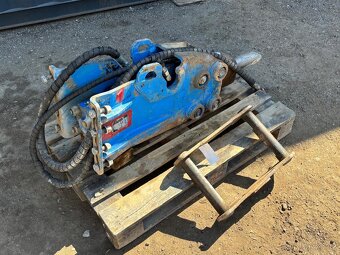 Bourací kladivo značky Vistraini VHX 400, hmotnost 400 kg - 3