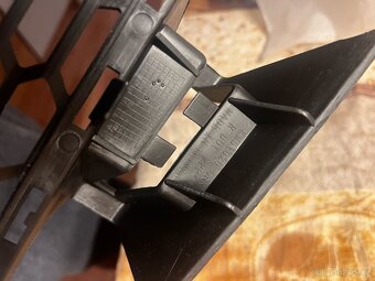 Atrapa Grilu mlhových světel pro BMW F30/31 M paket - 3