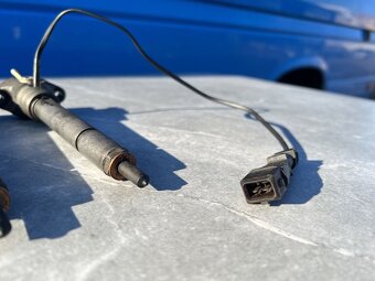 Vstřiky BMW 2.0 M47 100 kw - 3