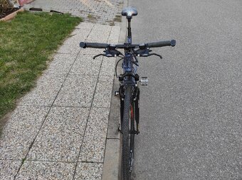 Jízdní kolo FELT - 3