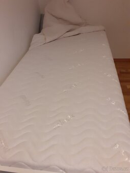 Dětská vyvýšená postel s látkovým domečkem - 3