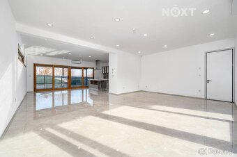 Prodej Rodinný dům, 320㎡ - 3