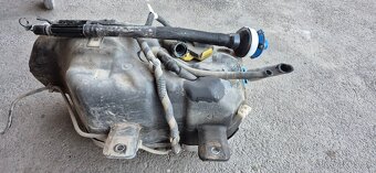 Nádrž na AdBlue pro Ford Transit - 3