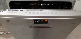 Myčka electrolux 60cm..rok 2020..invertor - 3