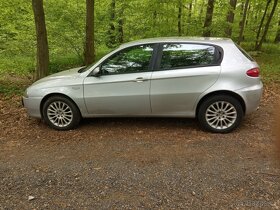 Alfa Romeo 147 2,0 twin spark rok 2006 manuál - 3