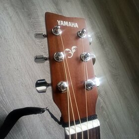 Akustická kytara Yamaha - 3