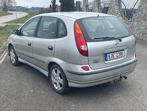 Nissan Almera Tino - 3